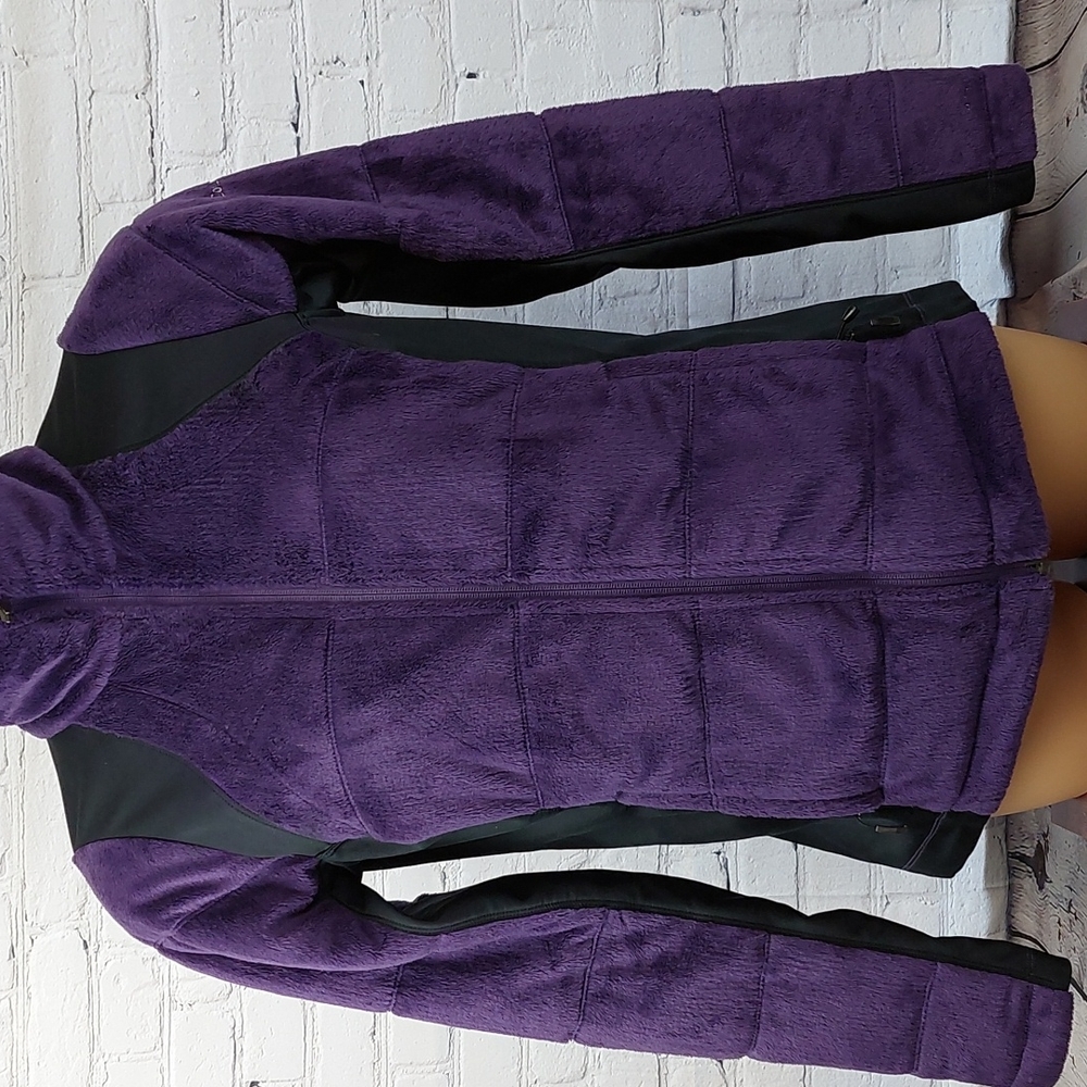 Woman's Columbia jacket